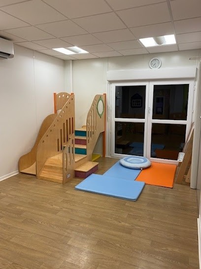 Crèche Les Kangourous - La Maison Bleue, Crèche à Miserey-Salines