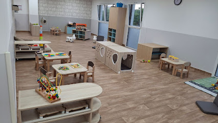 Les Petits Chaperons Rouges, Crèche à Saint-Jean-de-Védas