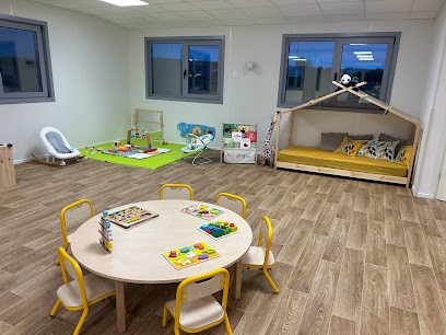 Micro-Crèche Raphaël, Crèche à Saint-Jean-de-la-Neuville