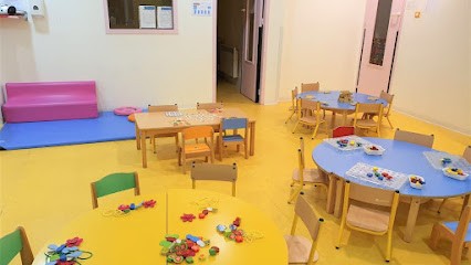 Les Petits Chaperons Rouges, Crèche à Rueil-Malmaison