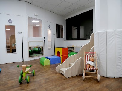 Crèche People & Baby Rosny-Sous-Bois - Caesar, Crèche à Rosny-sous-Bois