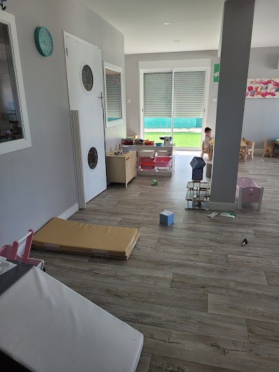 Micro Crèche Nid'eveil, Crèche à Mallemort