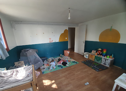 Lola Assmat Assistante Maternelle à Pamiers