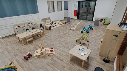 Les Petits Chaperons Rouges, Crèche à Mont-de-Marsan