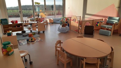 Micro Crèche Les Oursons Bruns, Crèche à Saint-Paterne-Racan