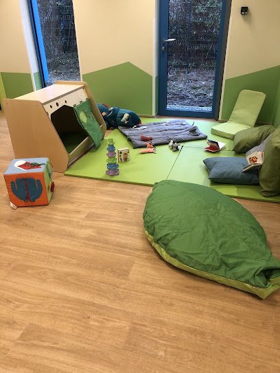 Micro-Crèche - Les Jeunes Pousses - Granville, Crèche à Granville