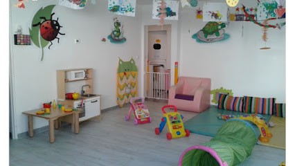 Les P'tites Grenouilles 2, Crèche à Roussillon