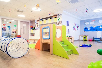 Little Red Chaperones, Crèche à Montataire