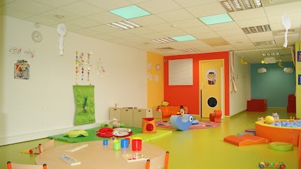 Happy Zou, Crèche à Mont-Saint-Aignan