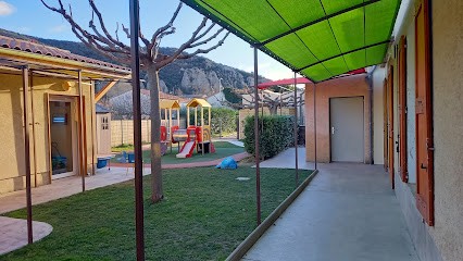 Crèche Parentale Fruits De La Passion, Crèche aux Mées
