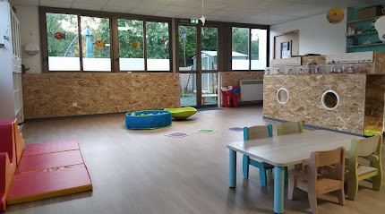 Crèche Par Nature - Micro-Crèche Montvoisin, Crèche à Gometz-la-Ville