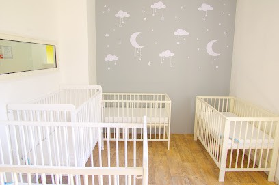 Micro Crèche Les Doigts De La Main 1, Crèche à La Garde