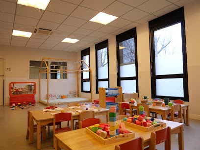 Crèche People Baby Montigny-Le-Bretonneux - Montipi, Crèche à Montigny-le-Bretonneux