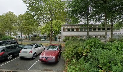 Multi Home Pousse-Poussettes, Crèche à Rezé