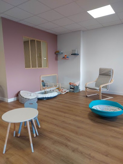 Micro Crèche Tralali, Crèche à Écouflant