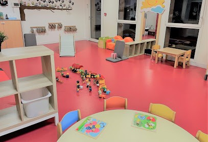 Crèche Les Lutins De La Reine - People&Baby, Crèche à La Chapelle-la-Reine