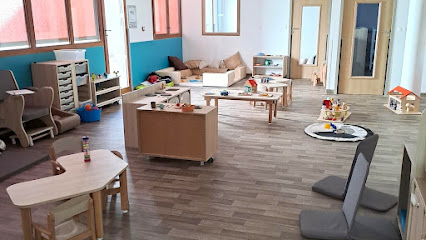 Les Petits Chaperons Rouges, Crèche à Lyon 07