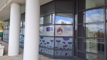 Les Petits Chaperons Rouges, Crèche au Chesnay