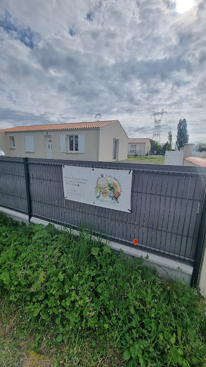 Mam Ô P'tits Explorateurs, Assistante Maternelle à Ballon