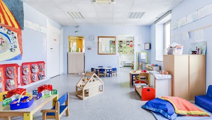 Little Red Chaperones, Crèche à Marseille 14