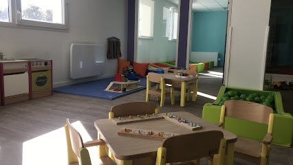 Crèche Kaolin - La Maison Bleue, Crèche à Limoges