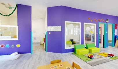 Berceau Des Rois - La Garde, Crèche à La Garde