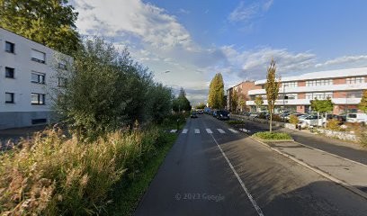 Les Petits Chaperons Rouges, Crèche à La Madeleine