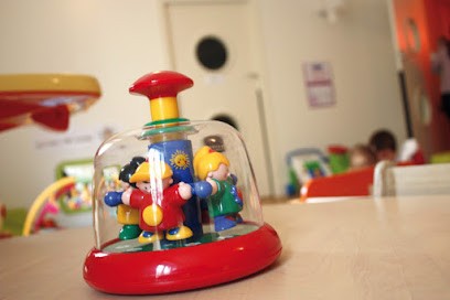 Crèche Les Lucioles - La Maison Bleue, Crèche à Sonchamp