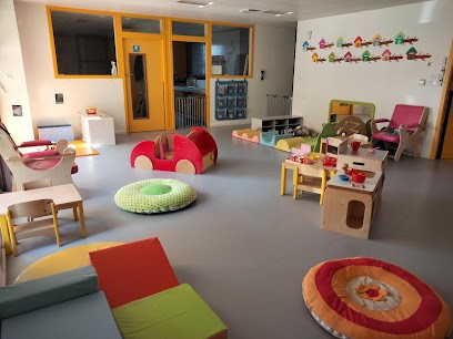 Crèche Tullybulles - La Maison Bleue, Crèche à Thonon-les-Bains