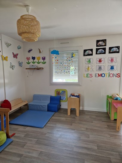 Crèches Du Castel, Crèche à Orgères