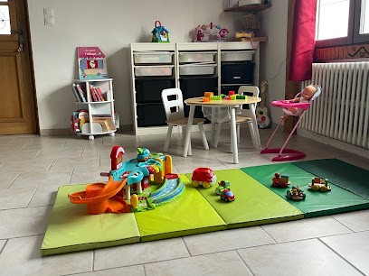 Marie Nivelle, Assistante Maternelle à Gravigny