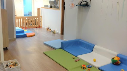 Les Petits Chaperons Rouges, Crèche à Marseille 06
