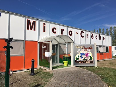 Crèche Vanilla Chocolate, Crèche à Pinon