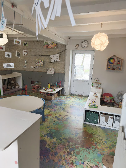 Mam L'îlot Rigolo, Service De Garde D'enfants À Domicile à Tourriers
