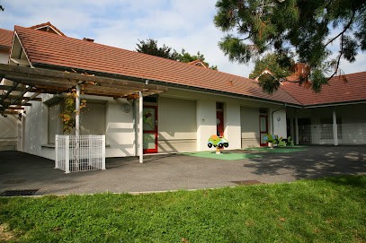 Multi Home Crèche - Les P'tits Loups Des Vallons, Crèche à La Tour-du-Pin
