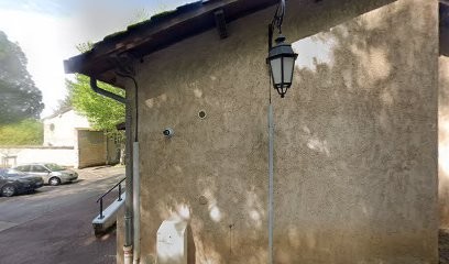 Les Renardeaux, Crèche à Saint-Laurent-de-Mure