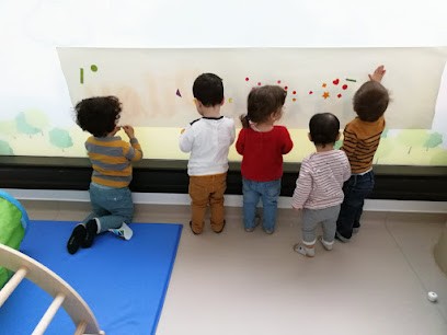 Micro-Crèche Pilou Maillart, Crèche à Massy