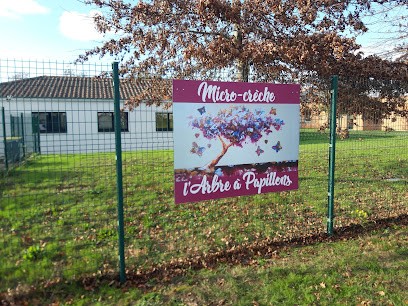 Micro-Crèche L'arbre À Papillons, Crèche à Saint-Hilaire-de-Chaléons