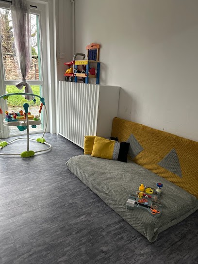 La Mam - La Malle Aux Doudous Service De Garde D'enfants À Domicile à Bruyères