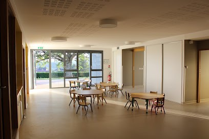 House Petite Enfance, Crèche à Saint-Léonard-de-Noblat