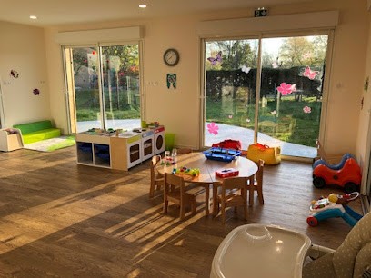 Micro Crèche Youbee For Kids Les Pirates D'Hourtin, Crèche à Hourtin