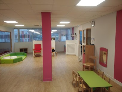 Crèche Palaiseau - Carrousel Et Câlins, Crèche à Palaiseau