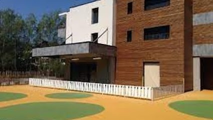 Crèche Les Thy' Roseaux - La Maison Bleue, Crèche à Thyez