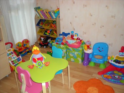 Hanen Hz, Assistante Maternelle, Assistante Maternelle à Cergy