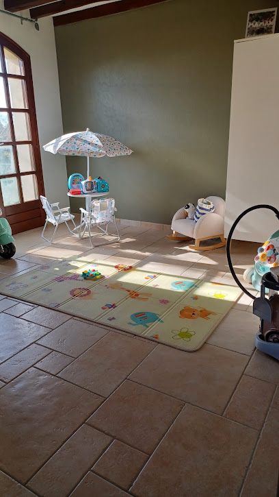 Assistante Maternelle Sally Chetif, Assistante Maternelle à Varanges