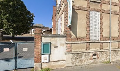 Espace Jeunes, Crèche à Sézanne