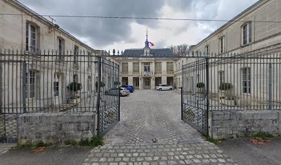 Loulous Et Loups-Loups, Service de Garde d'Enfants à Domicile à Saintes