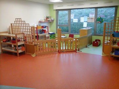 Les Petits Chaperons Rouges, Crèche à Limoges