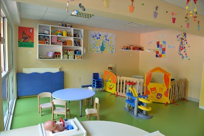 Multi Home Des Gautriats, Crèche à Mâcon