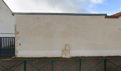 Multi Home Douce Chaume, Crèche à Saint-Amand-Montrond